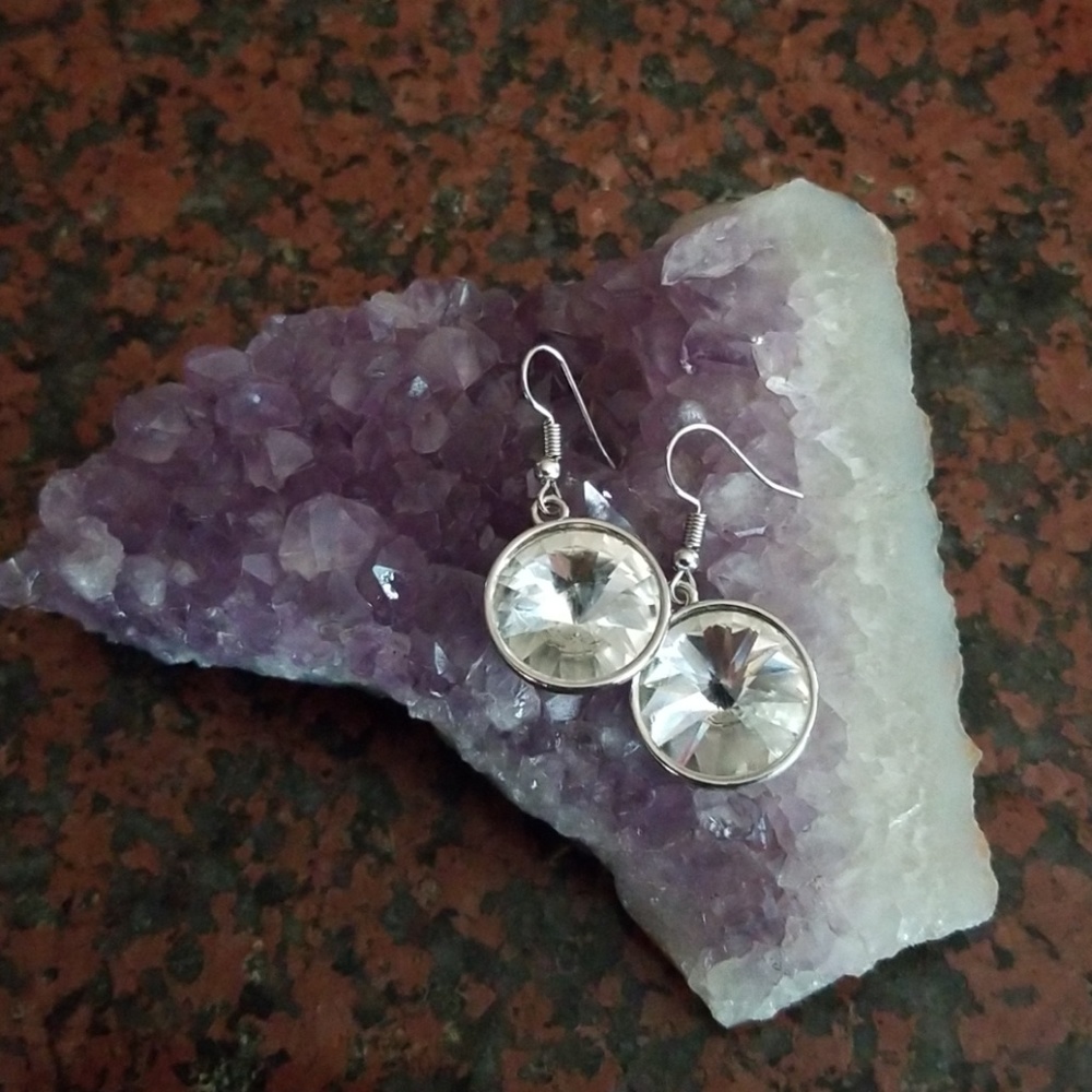 White crystal earings